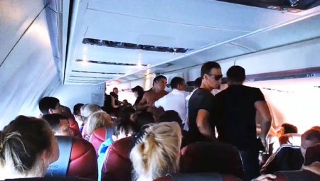 Российские туристы спасли автобус от мексиканских грабителей