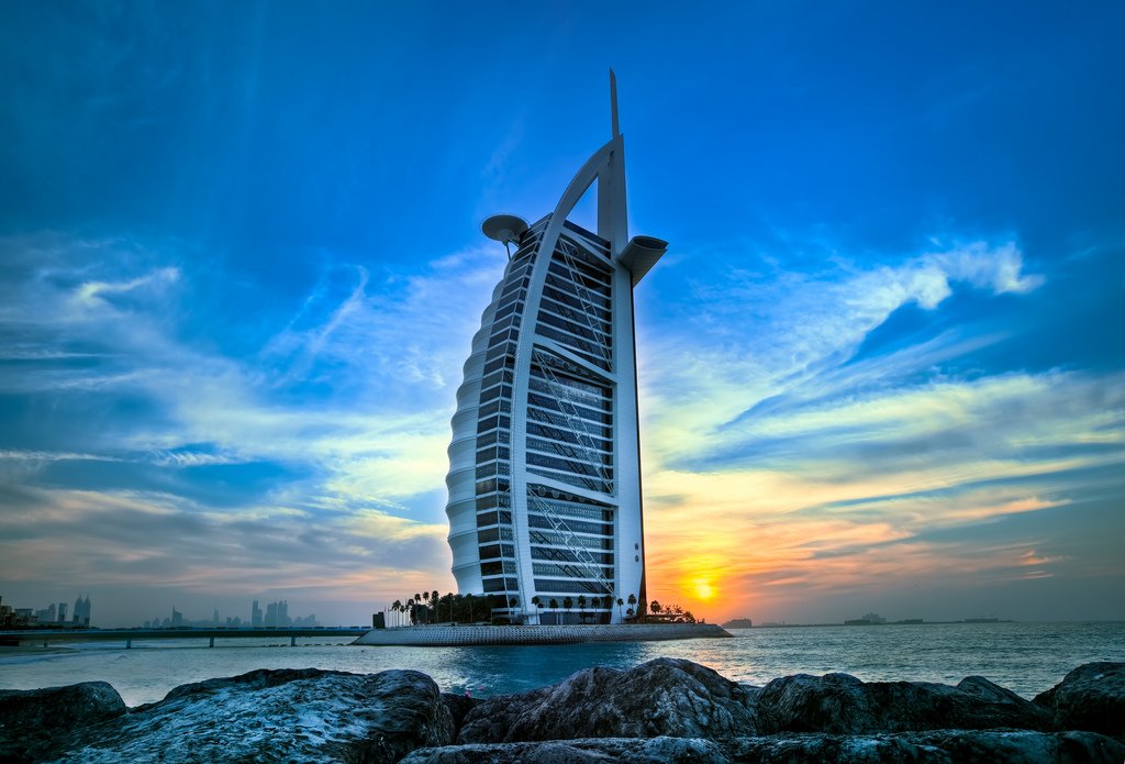Самый высокий и дорогой отель мира - Бурдж Аль Араб