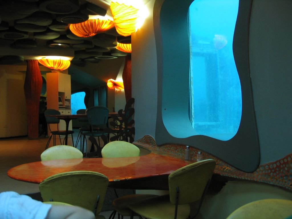 Подводный ресторан в Израиле