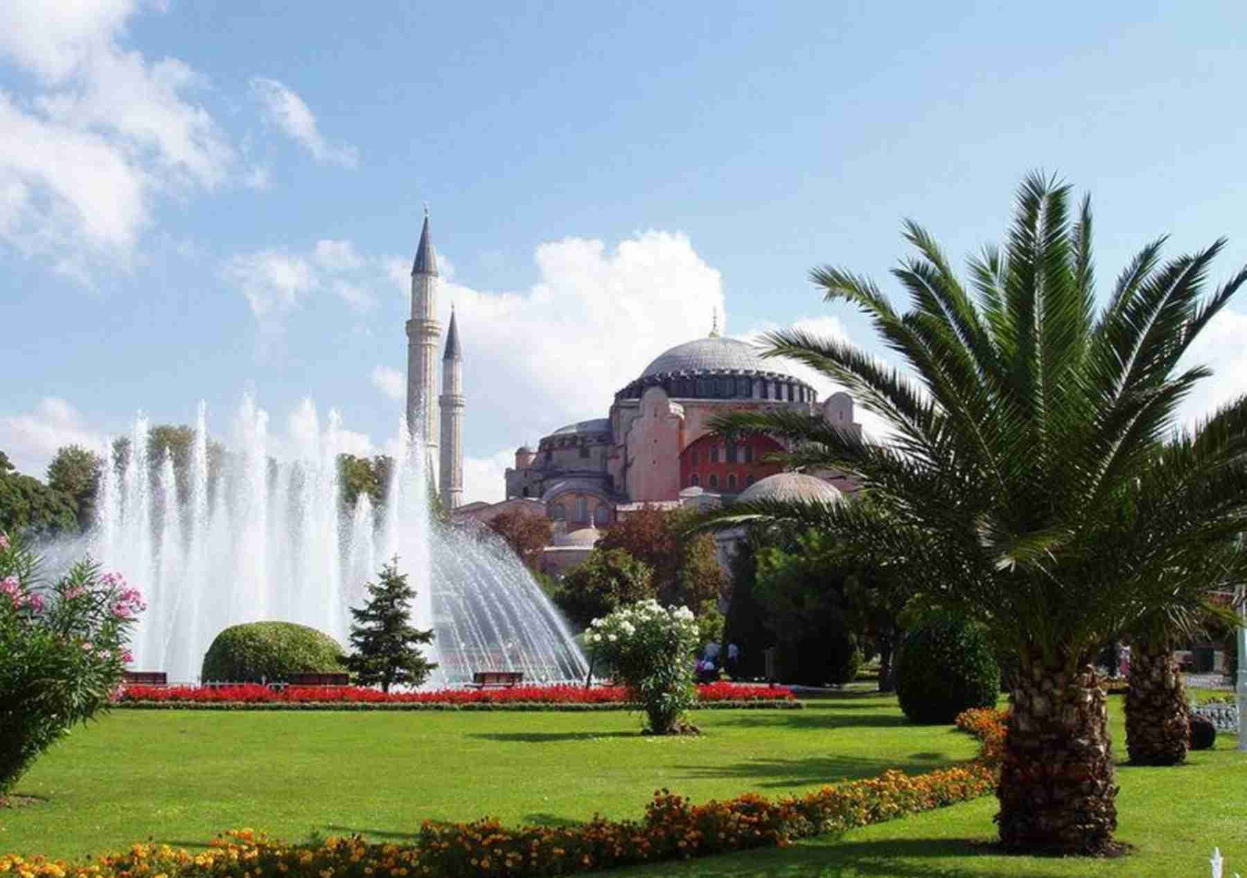 Путевки в Турцию подешевели на 25 %