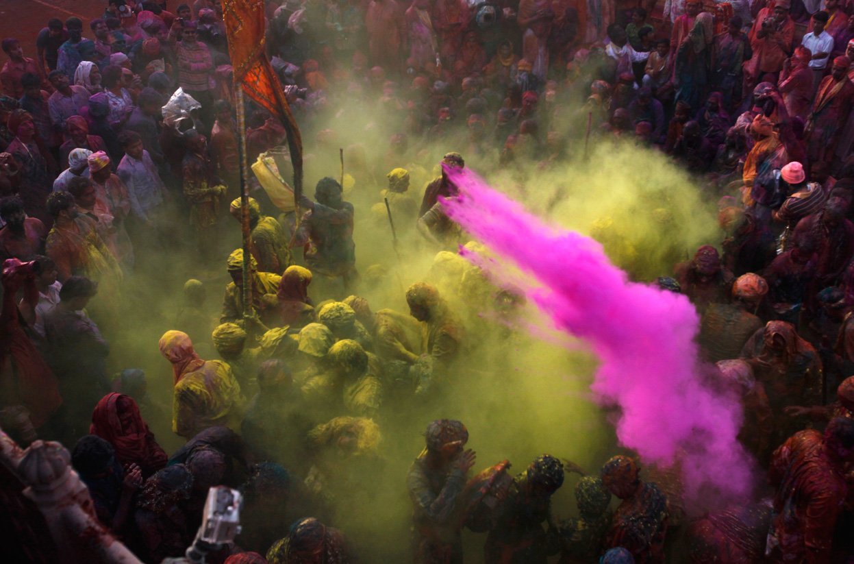 Латхмар Холи — праздник красок в Индии
