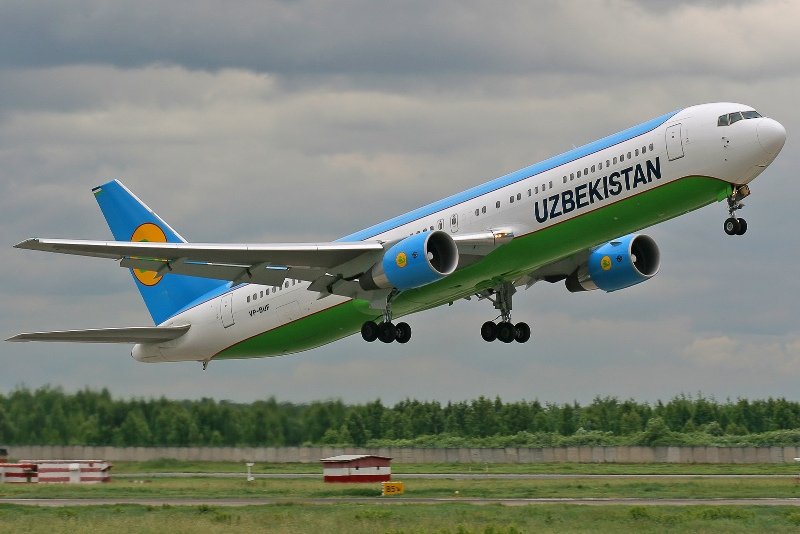 Узбекская авиакомпания решила взвешивать пассажиров
