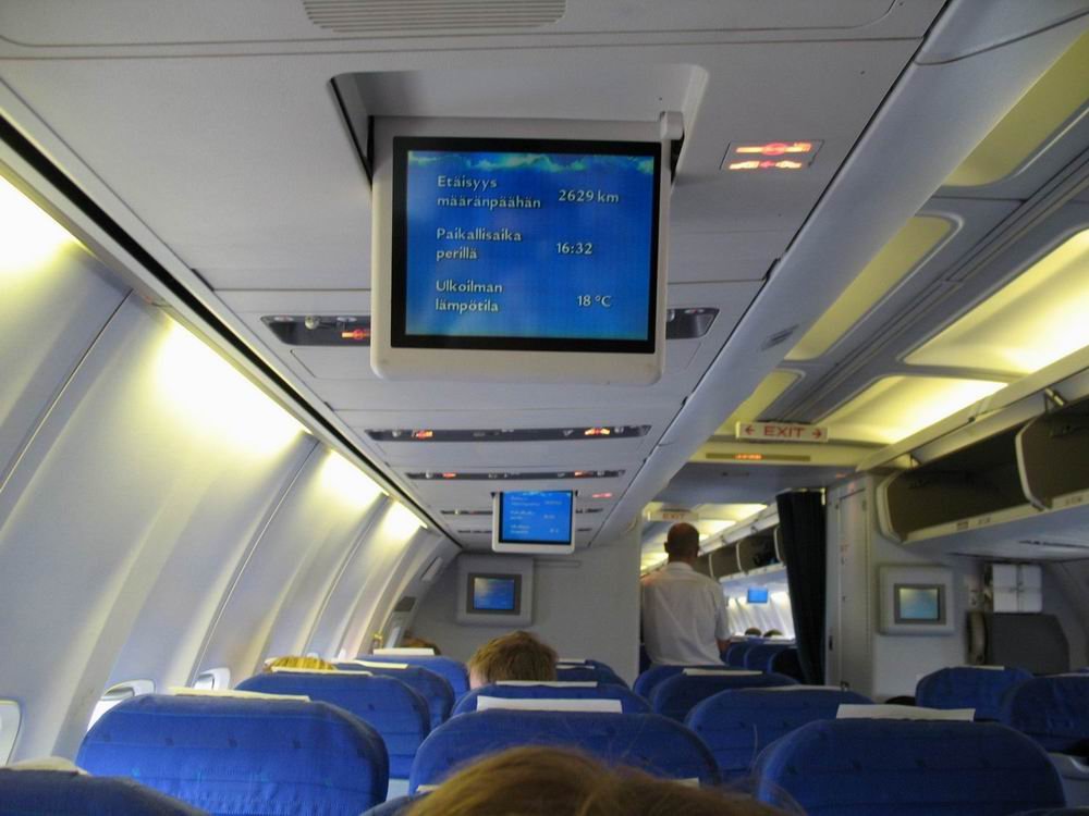 Пассажирам на европейских рейсах предлагают смотреть прямой телевизионный эфир